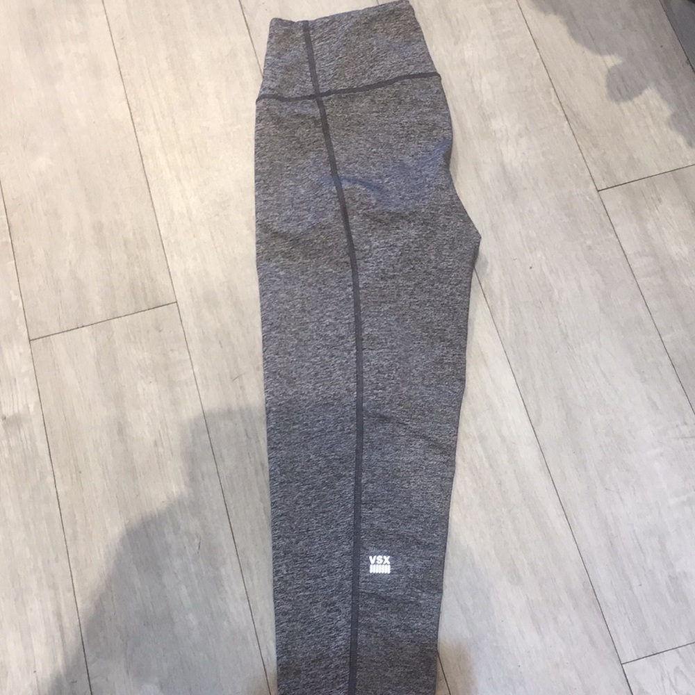 Victoria’s Secret Leggings Crop/ Yoga pants